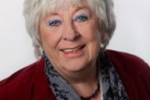 In Memoriam Ineke Holierook